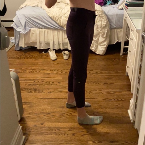 Lululemon joggers! - Picture 5 of 5